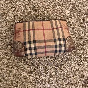 Burberry pouch